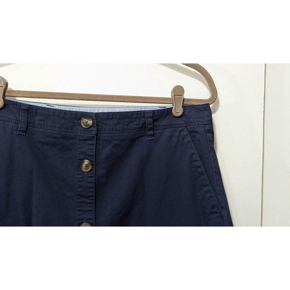 Lands' End button front Skirt with Pockets! sz. 8 - Picture 2 of 4